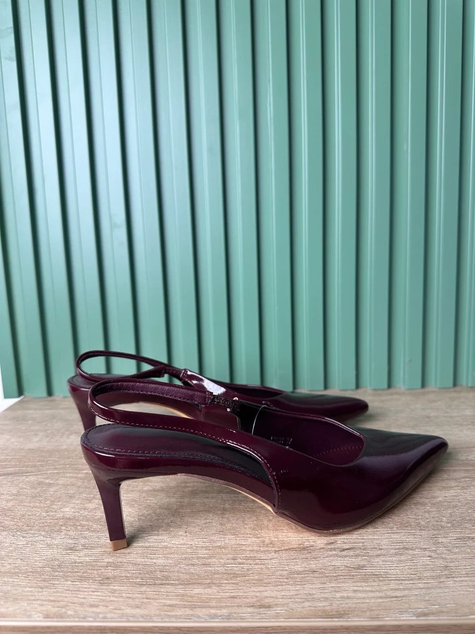 Women's Pointed-Toe Patent Pumps